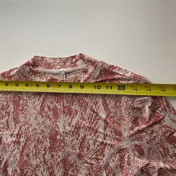 Free People Intimately Long Sleeve Active Wear Top Animal Print Size S - Picture 9 of 12